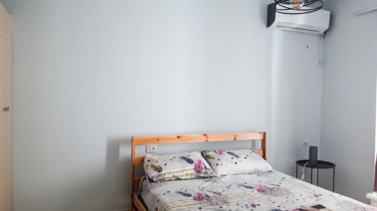 Hotel Sea Breeze ساراندا المظهر الخارجي الصورة